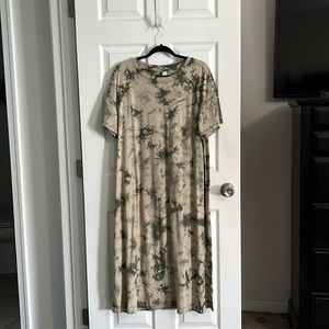 Tie Dye Old Navy T-shirt dress!